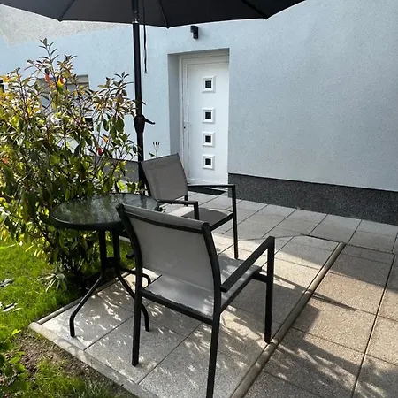 럭셔리 스튜디오 아파트먼트 *